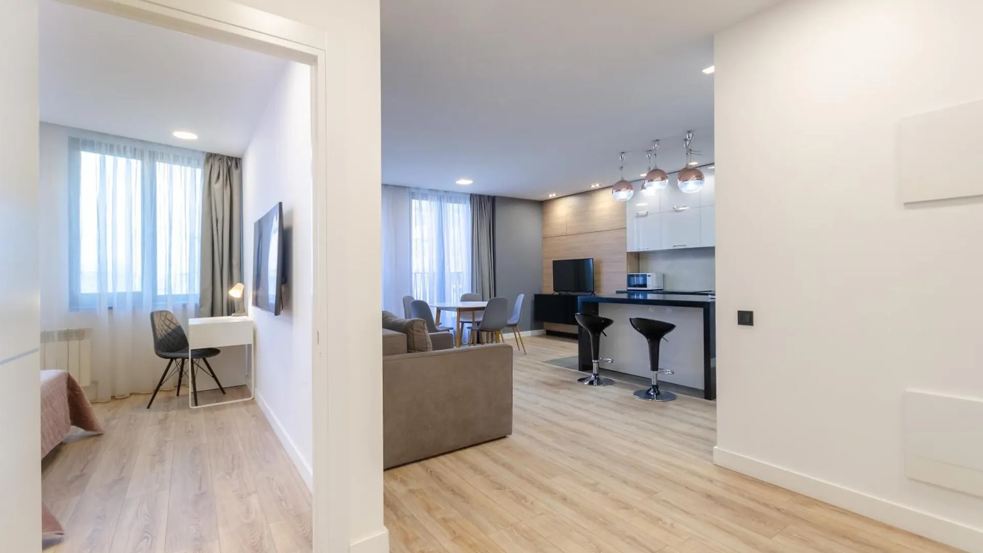 Petrovdom Apartments 17-190 In Rc New York Concept House, Antonovycha 74